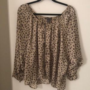 Gracia Leopard print modern oversize blouse zipper  in front